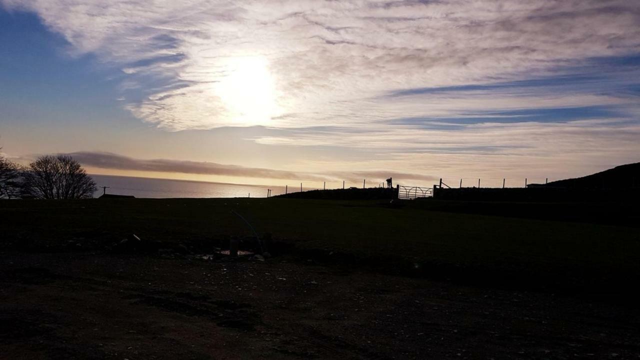 Stunning Views At Ballagh Cottage Newcastle Newcastle  Ngoại thất bức ảnh